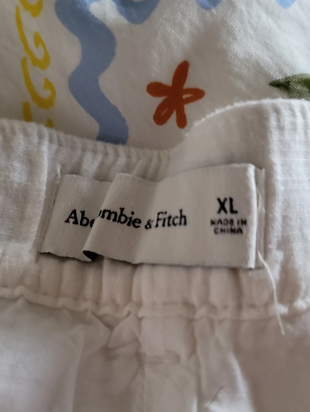 NWT Abercrombie Linen Blend Shorts White XL Pleated Pockets